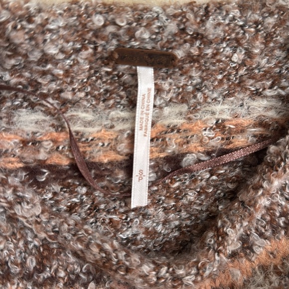Free people brown snowflake sweater size smalll crop soft EUC - Picture 6 of 11